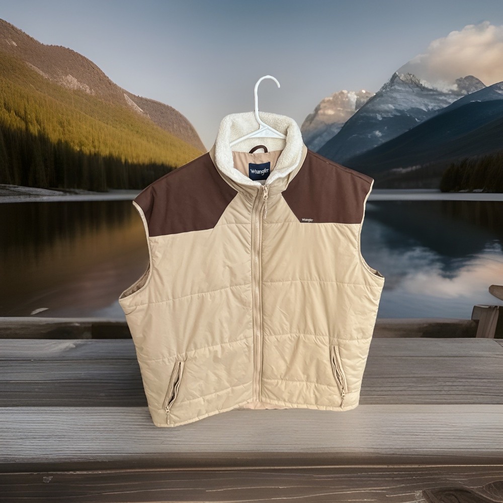 Fleece lined puffer vest Wrangler  rn130273 2xl NWOT‎